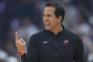 美记：斯波向前灰熊助教诺阿-拉罗什探讨了球队的新体系